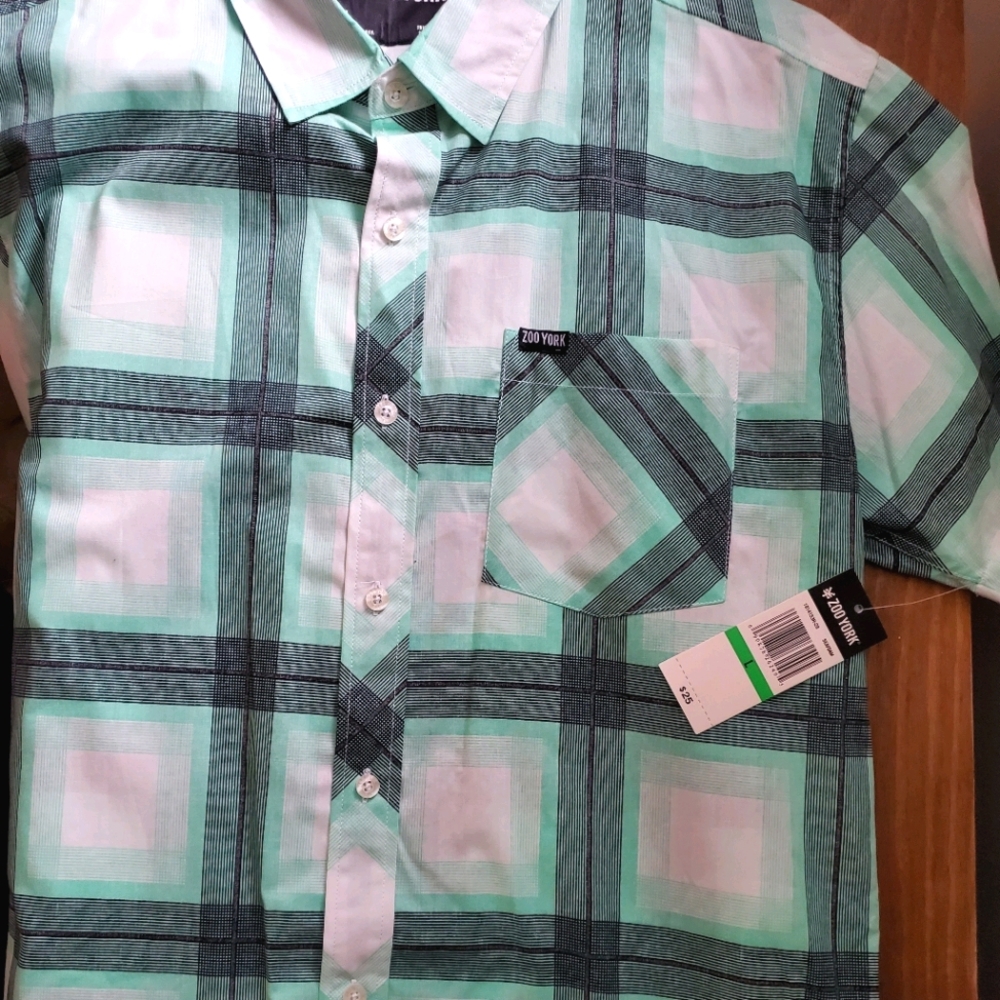Men's brand new mint, green and white shirt